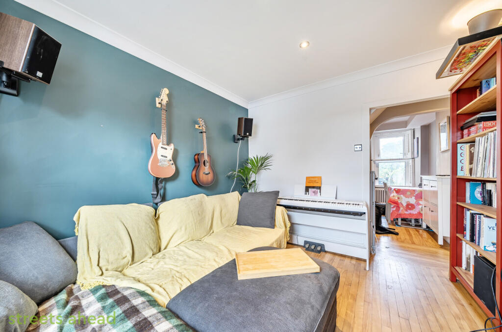 51971a27-2ad5-4e0...