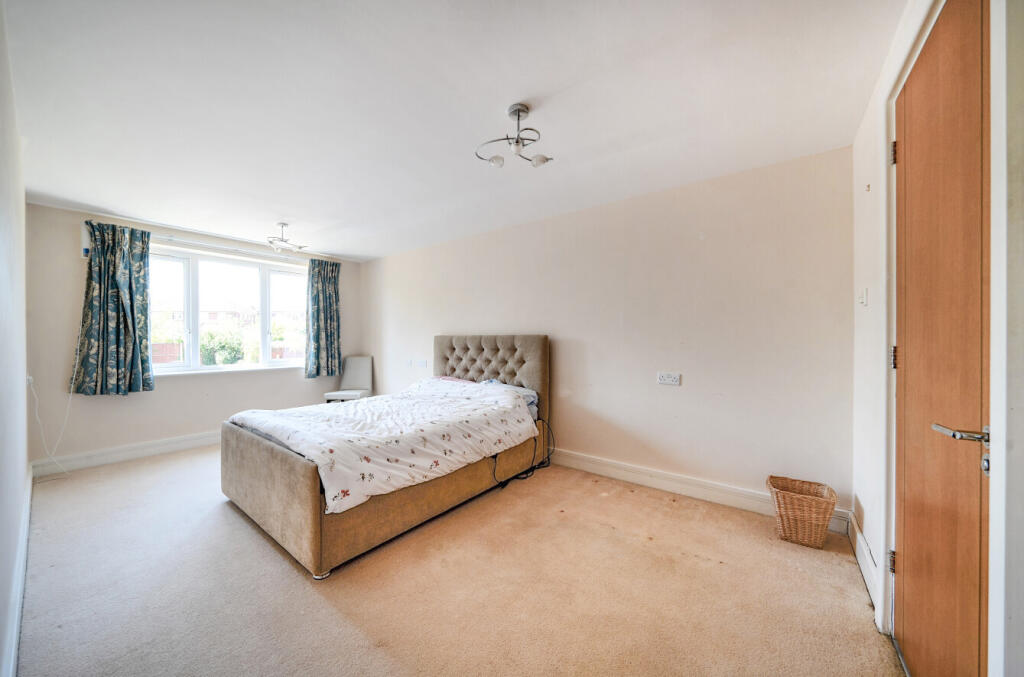 1311242-10-6852c3...