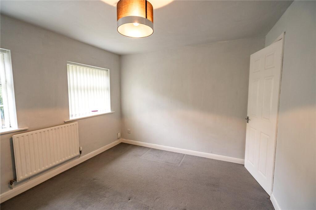 Bedroom 2 (2)