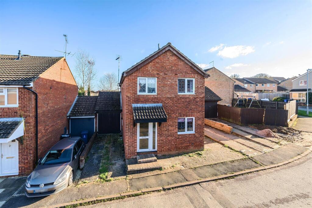 31 York Close, Towcester