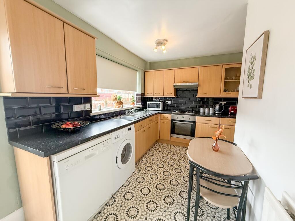 Breakfasting Kitchen