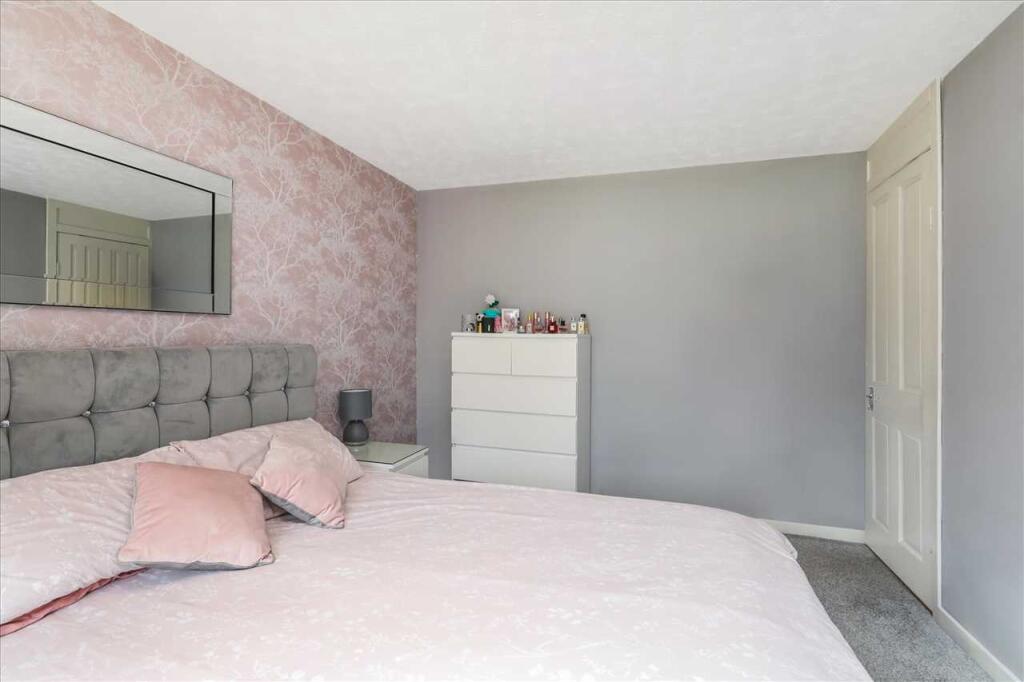 Bedroom One (2)