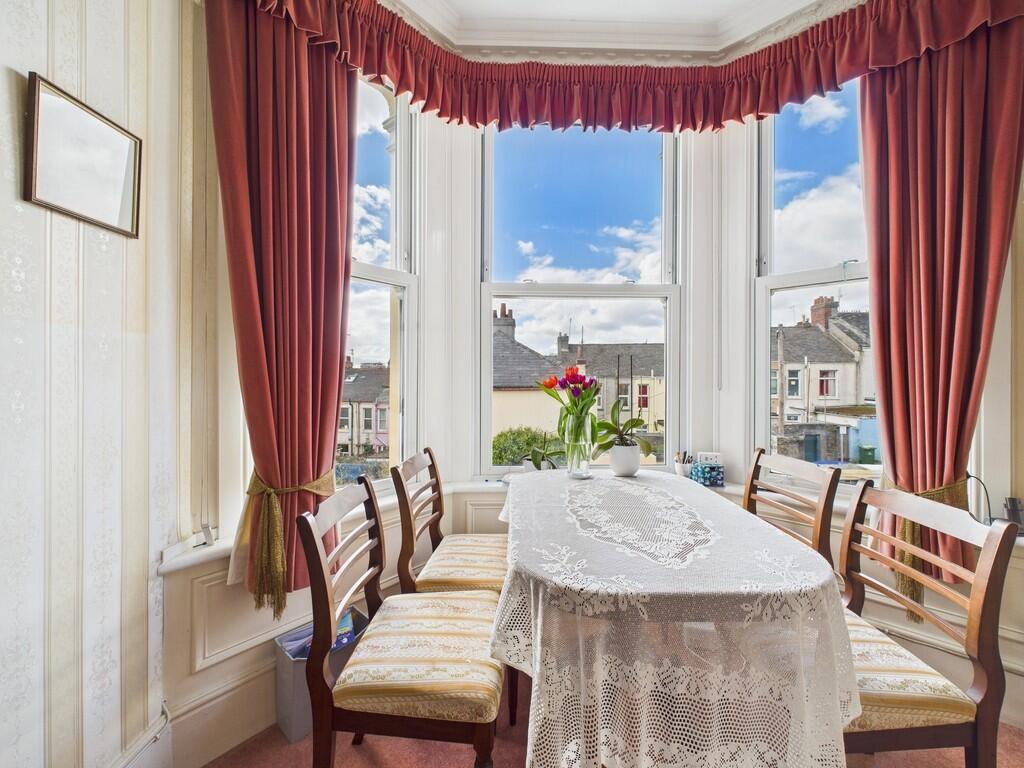 CAM02089G0-PR0433...