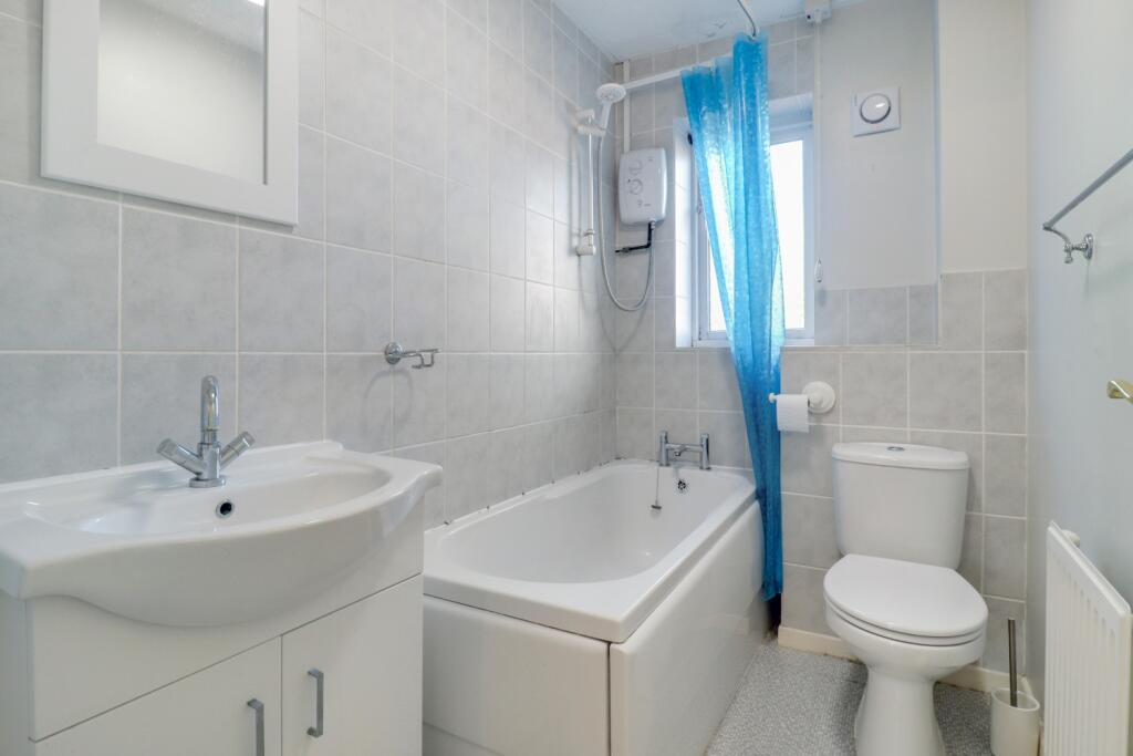 Bathroom-16