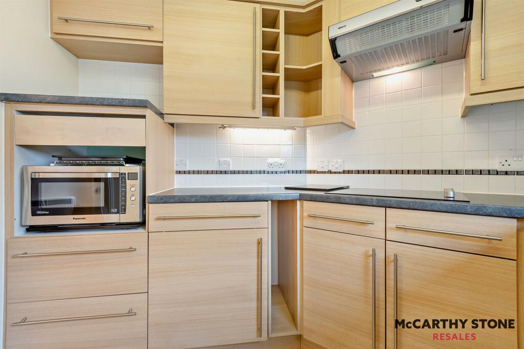 8622792-interior01-800.jpg
