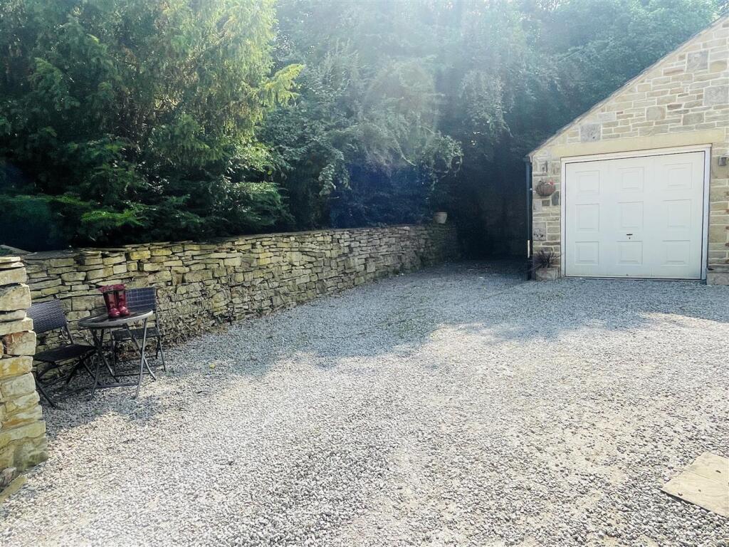 2B Sands Lane 4.jpg