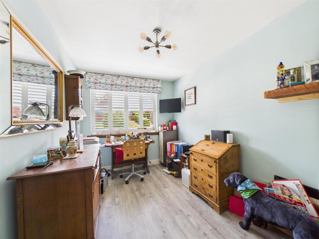 Study/Office/Bedroom Four