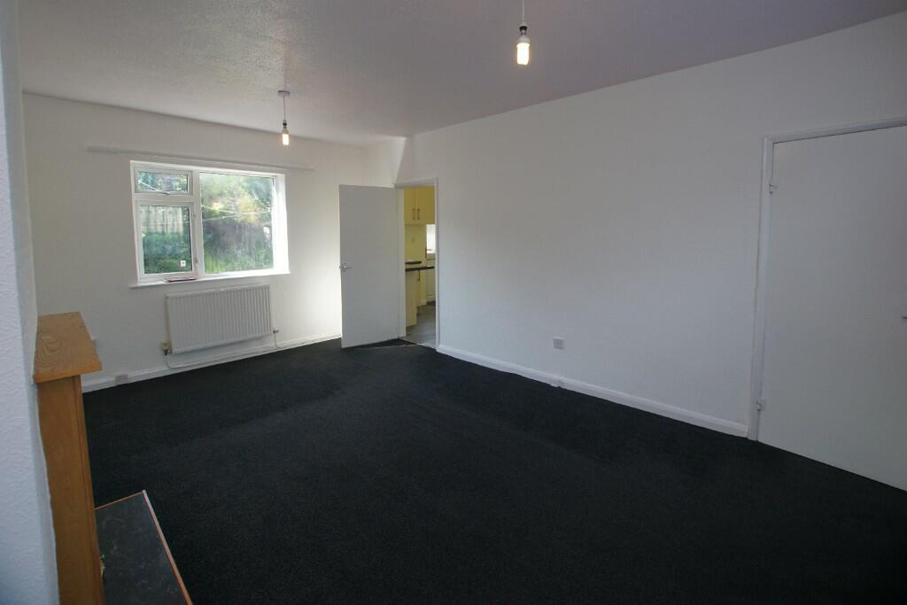 15.6ft Lounge