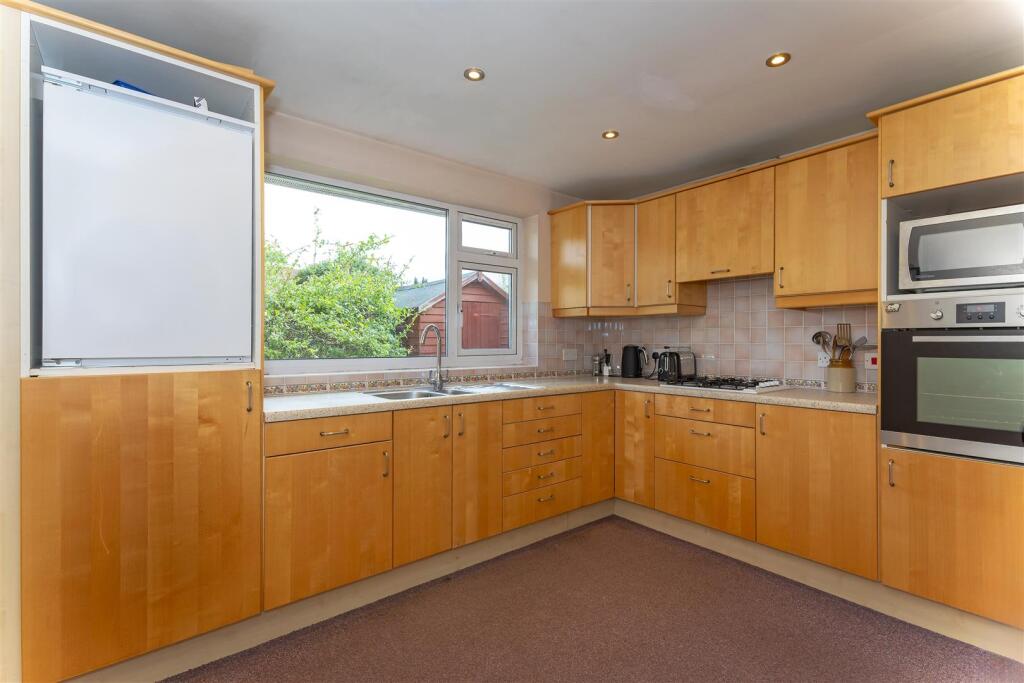 Kitchen 1 SAPL9440-20250805-DxO_DeepPRIME XD2s.jpg