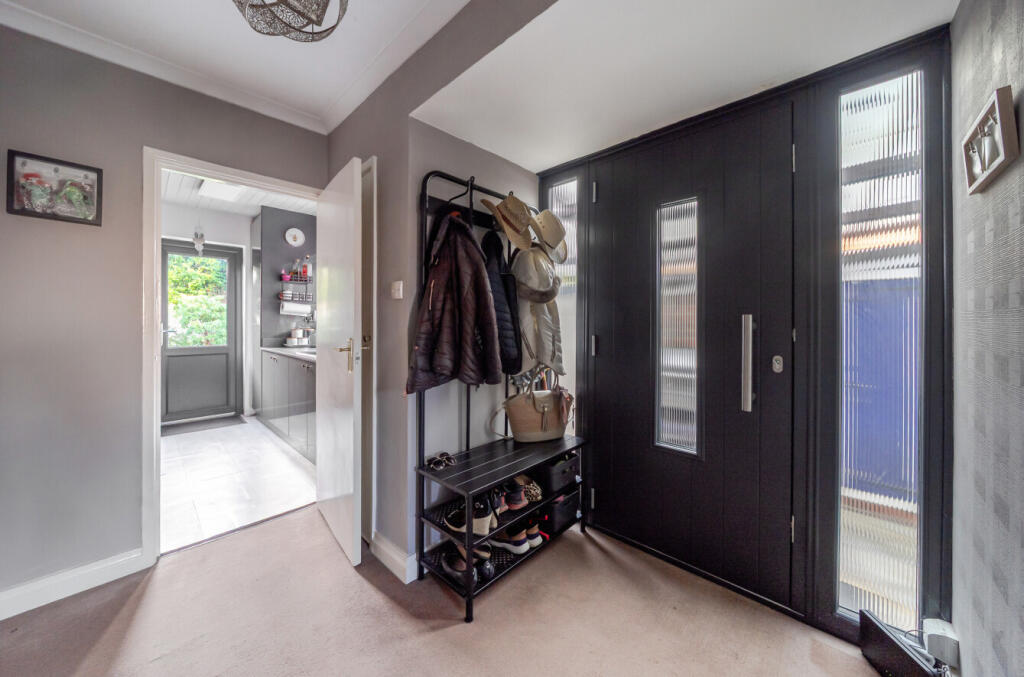 1387099-15-6932b1...