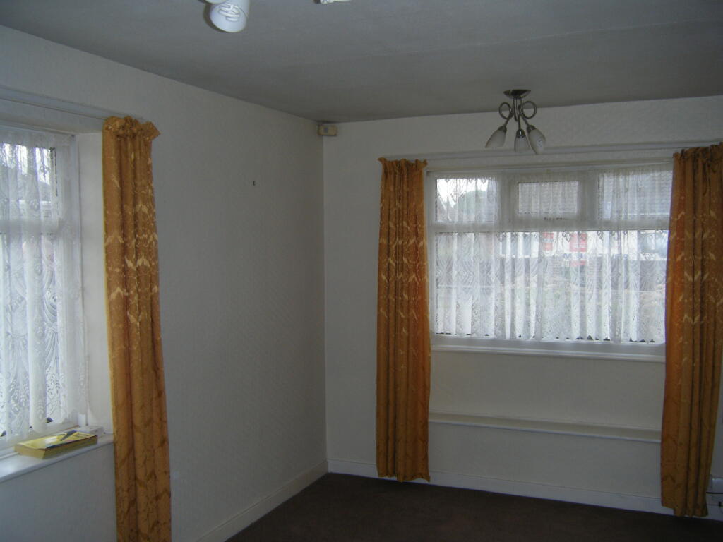 Photo 03