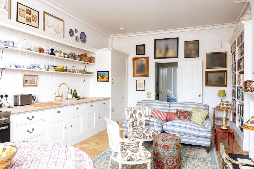 Reception/Kitchen