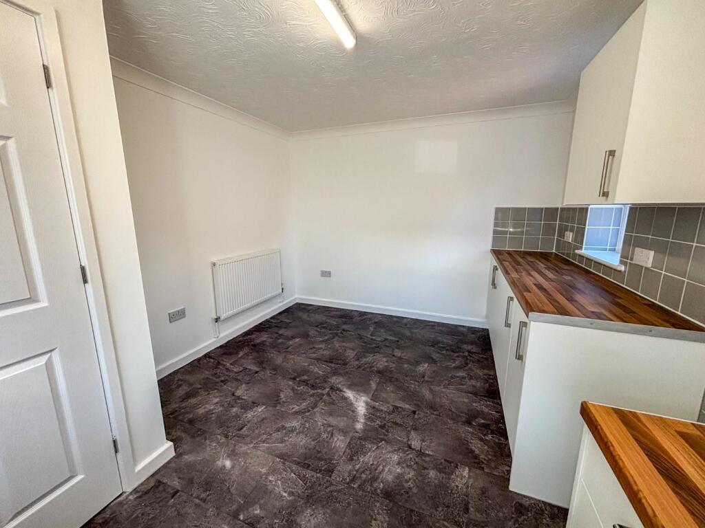 tlc_71ccb796-e835-4180-84cb-4c254ca065ca_fcd1560.j