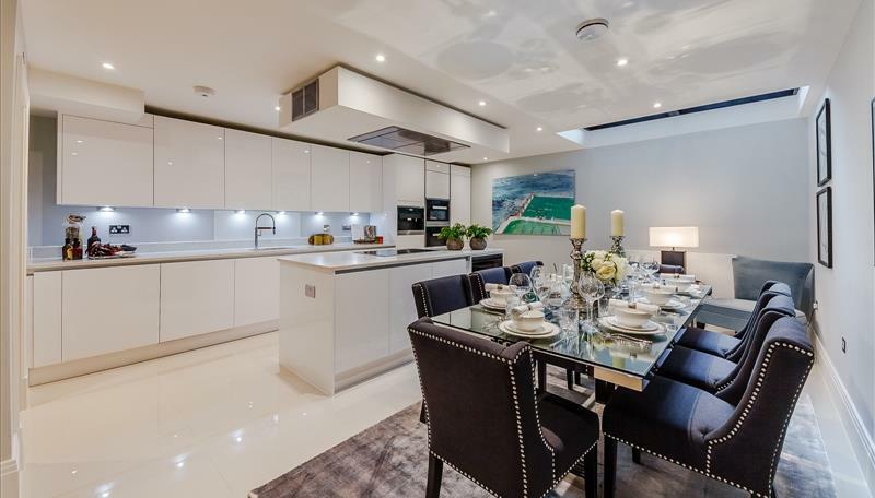 Kitchen Dining Area.jpg