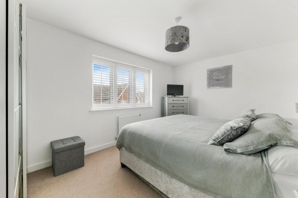 PRESTON MANOR ROAD (16).jpg