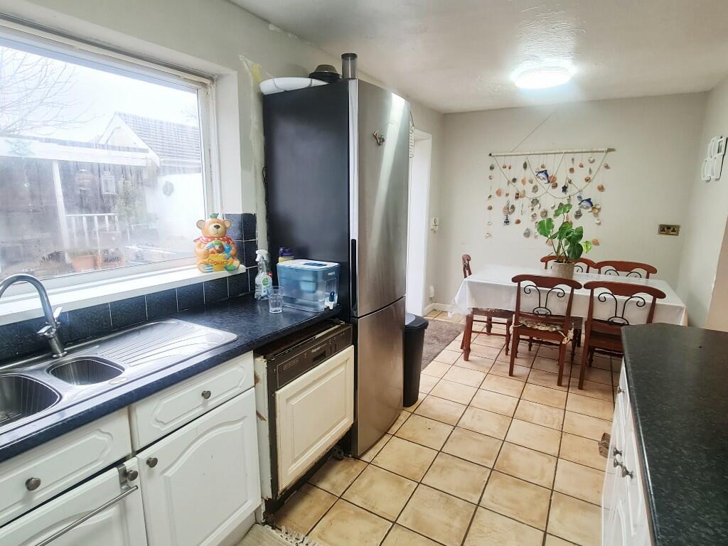 Kitchen Br'fst Room