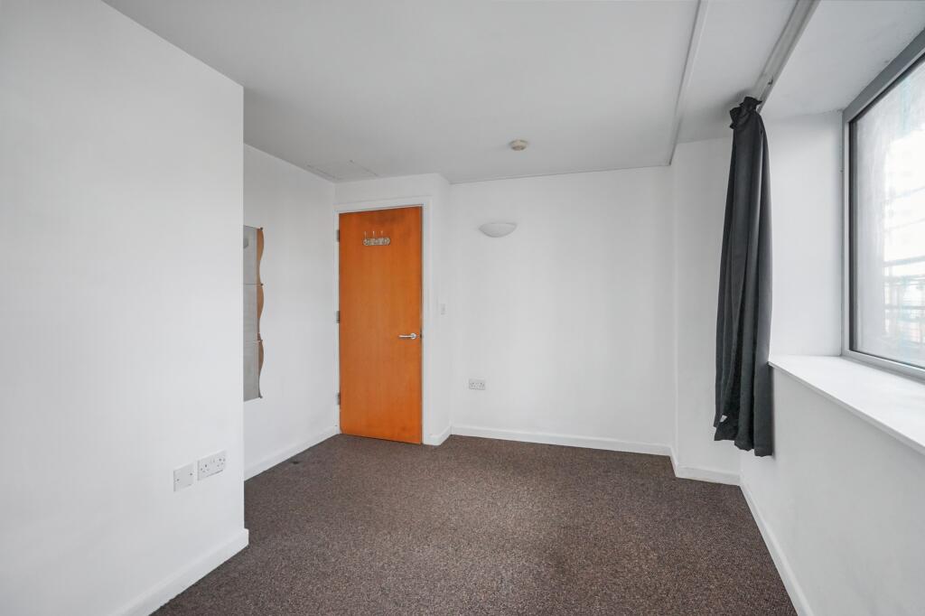 20251027043324 DSC07314 ZrRM4 T202510270832.jpg