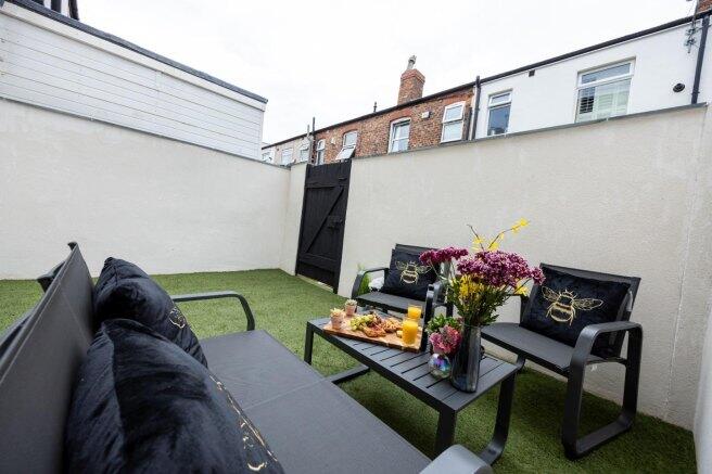 sherlock-street-m14-6qu-962352