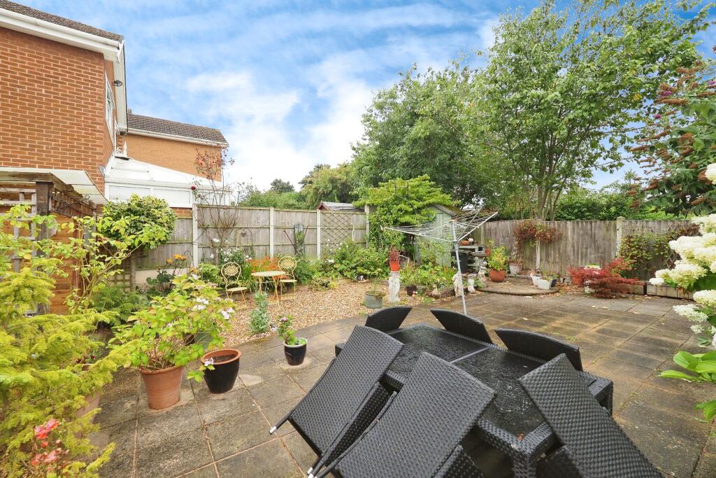 Very Pretty and Well Established Private Rear Garden