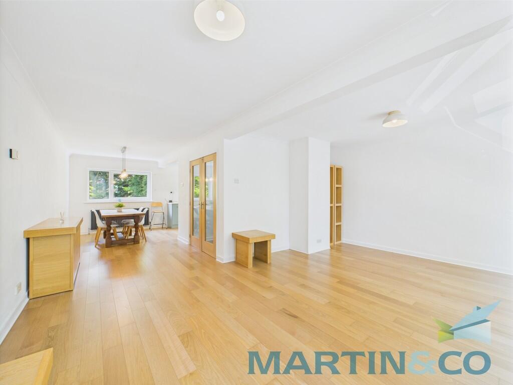 CAM01870G0-PR0168...