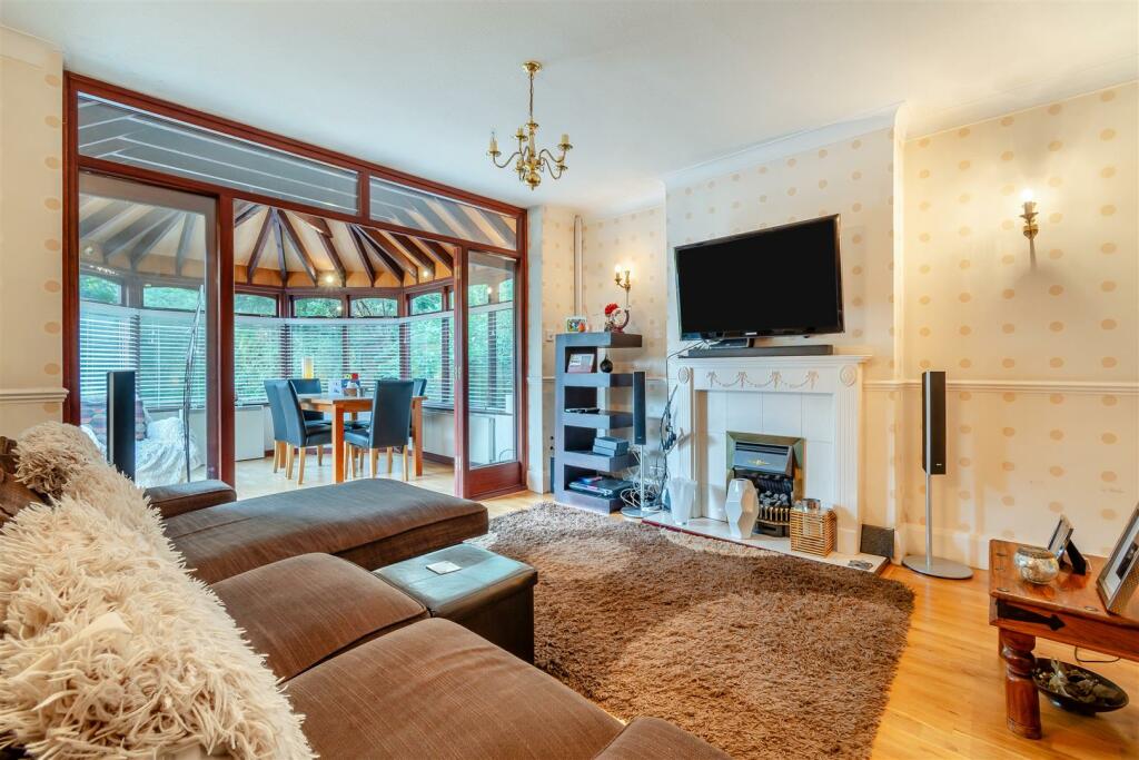 8617028-interior23.jpg