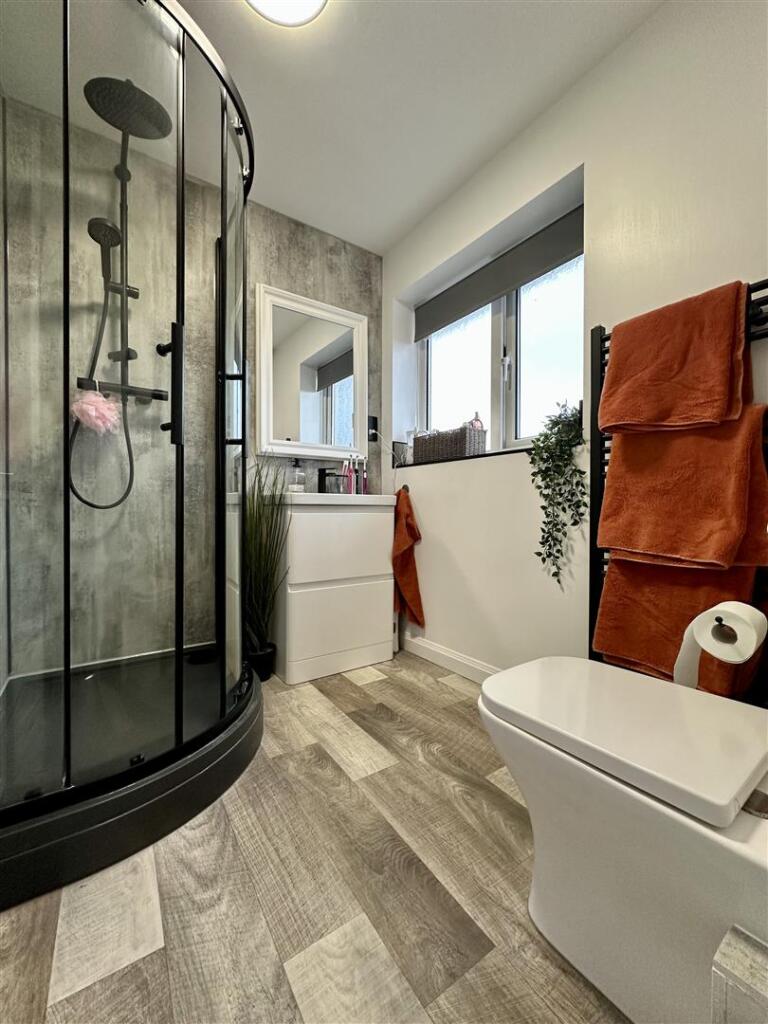 En-Suite Shower Room