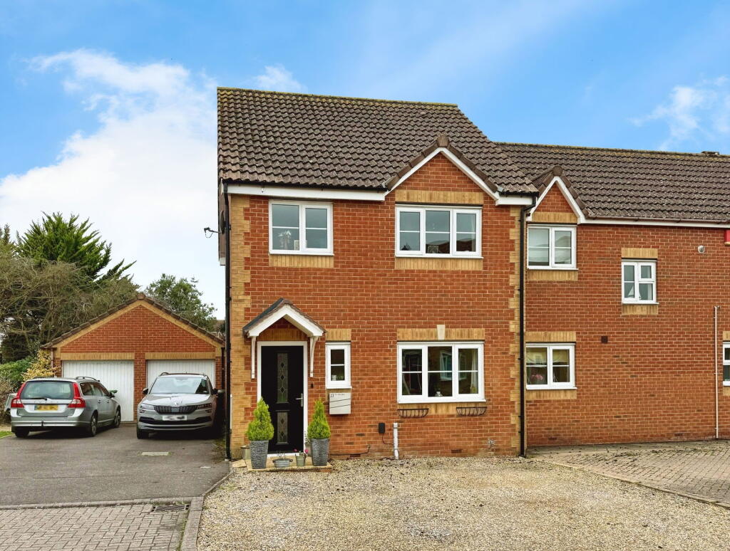 The Chandlers, Cowes.