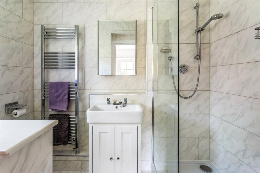 Ensuite