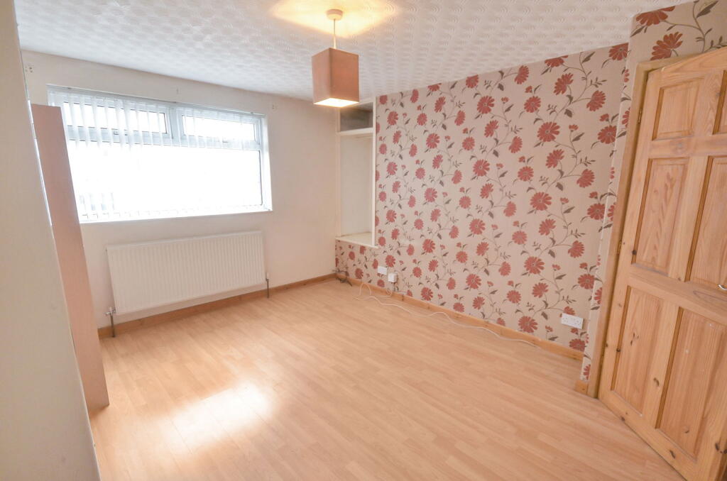 Green Oaks Path, Widnes, WA8 0BU