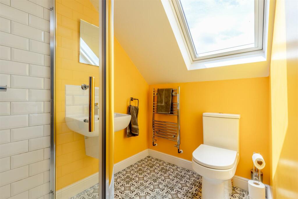 Ellicott Road, Bishopston Shower Room.jpg