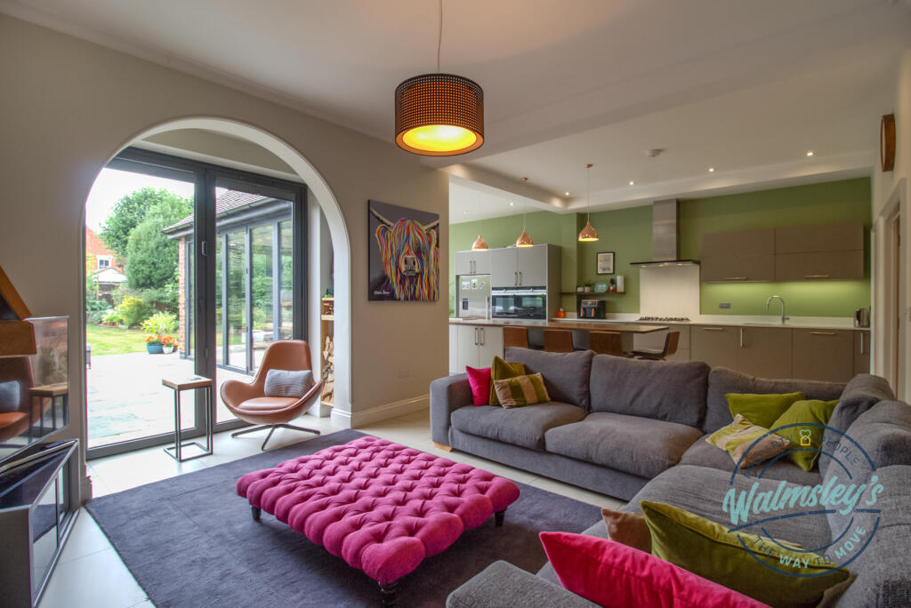 Kitchen dining &amp; family room with bi folding doors