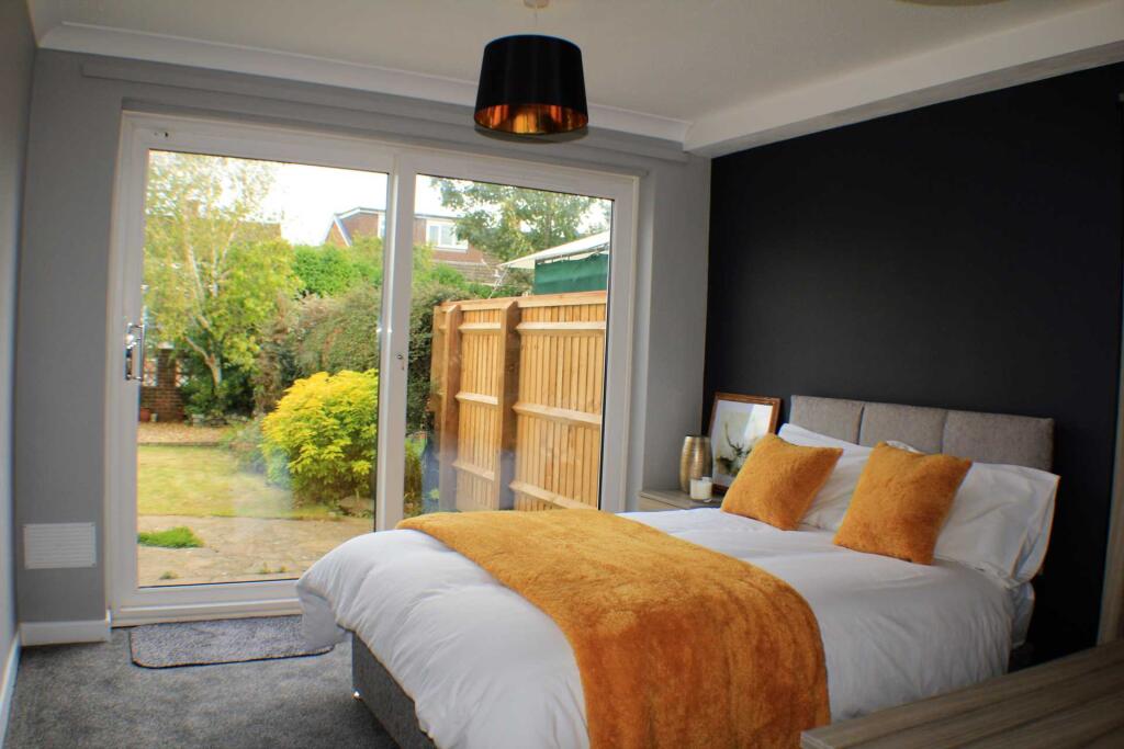 St Anne`s Close, Bicester