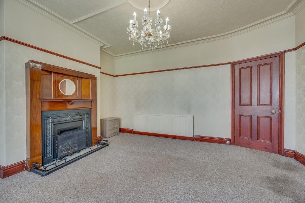 KITCHEN, DINER AND LIVING ROOM