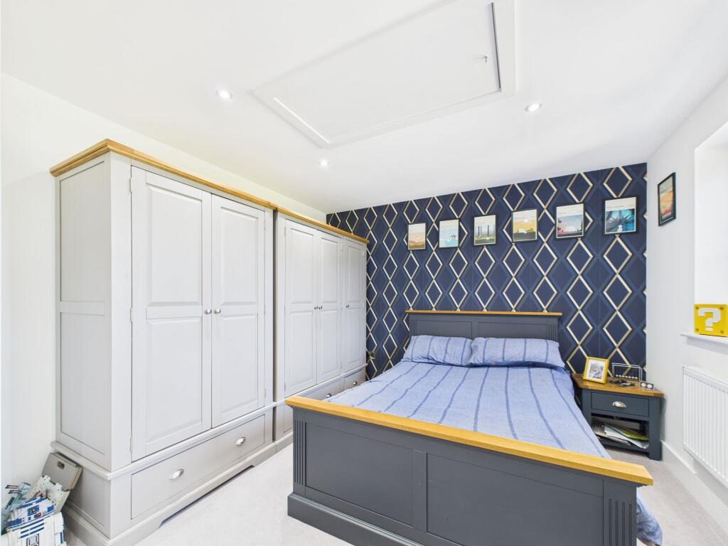 Master suite