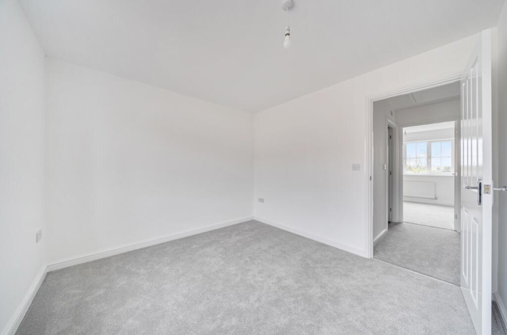 1373801-8-6903ab5e7df35