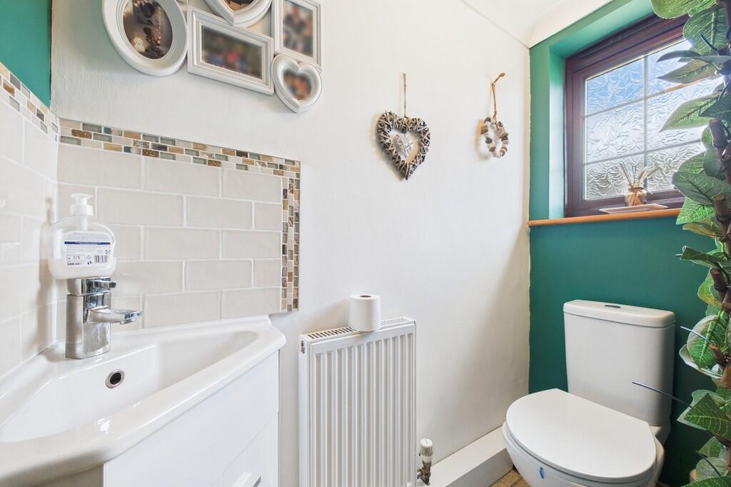 CAM01085G0-PR0589...