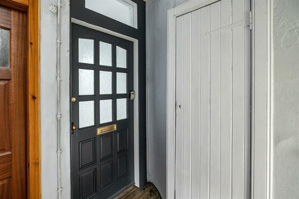 13_3 Gladstone Street Hawick 06.JPG