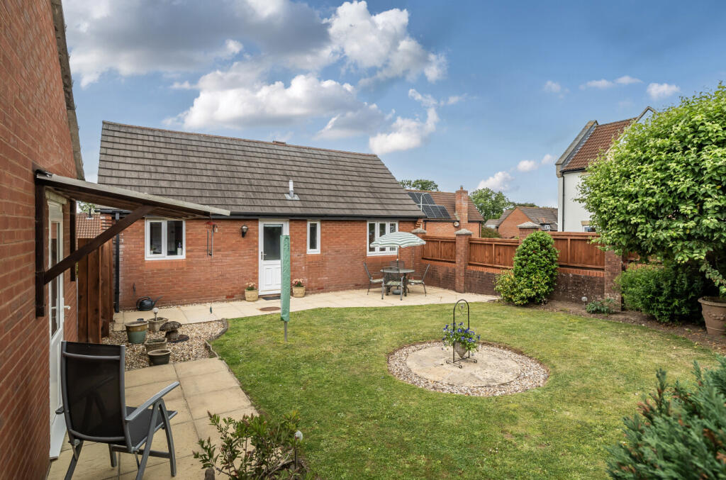 1300982-21-683a13...