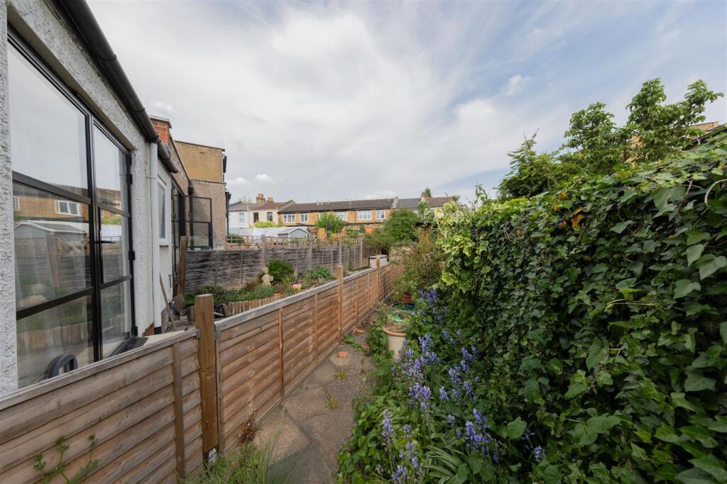 Jessie Cottages, Low Hall Lane, E17