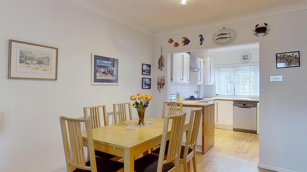 Beemans-Row-Earlsfield-SW18-05262021_211804.jpg