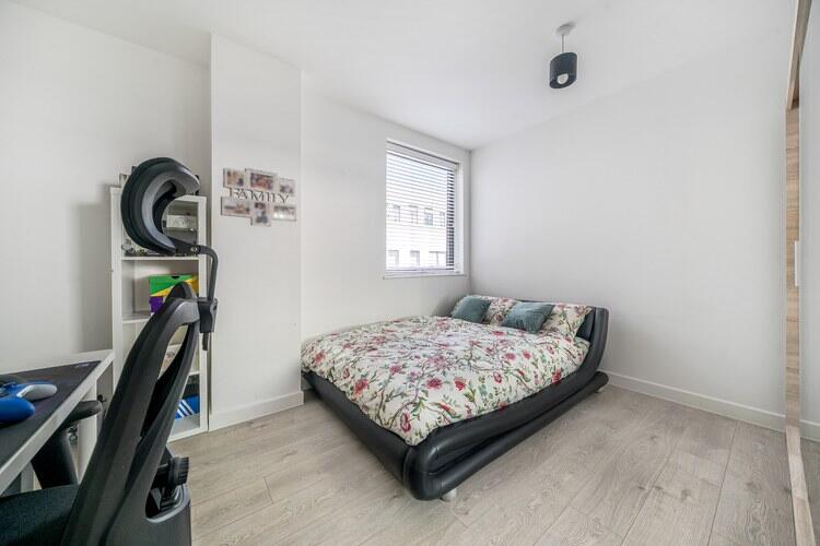 1302682 1 683db0d403e8f ARW 1