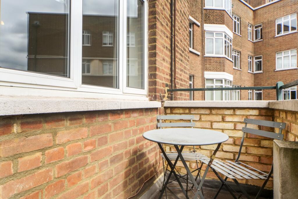 Ph13_947508_2_edited