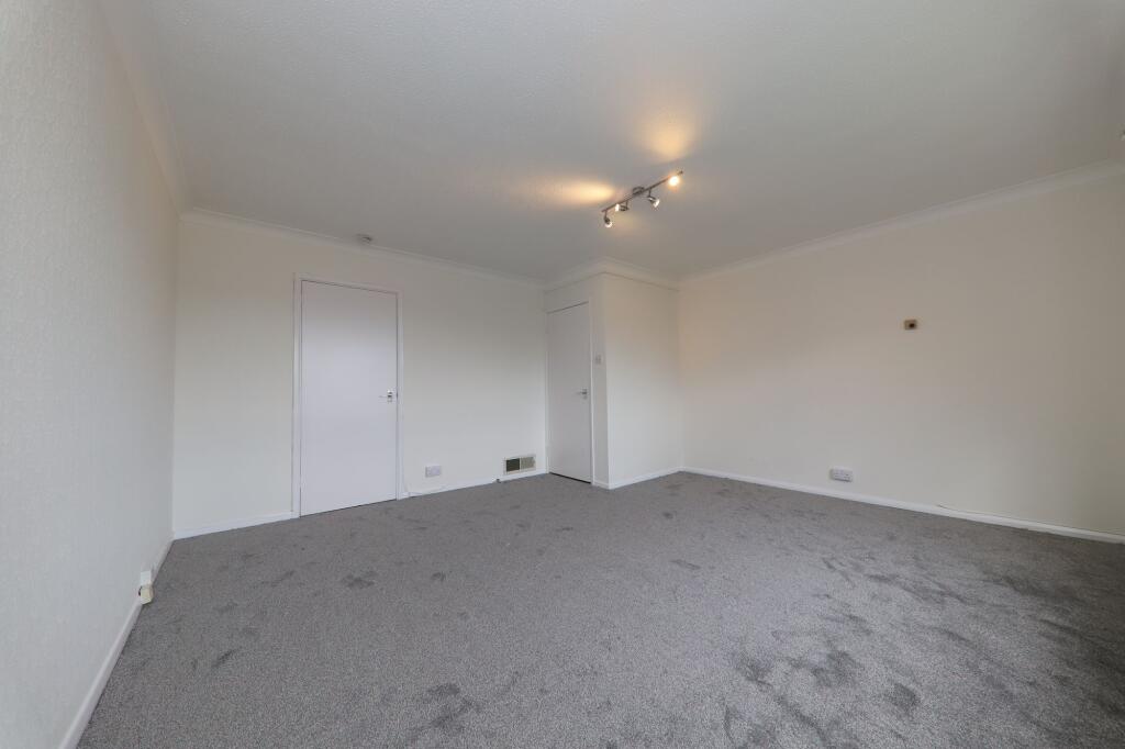Living Room (2)