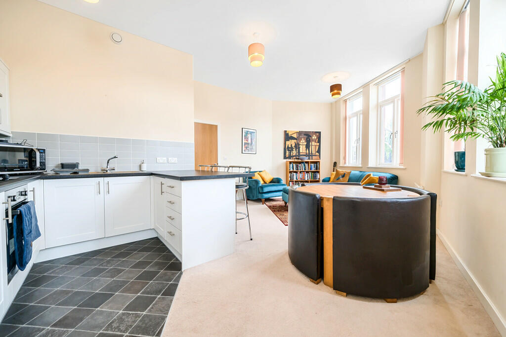 Kitchen/Dining/Li...