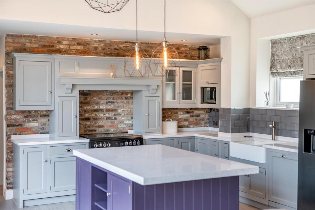 8654036-interior27.jpg
