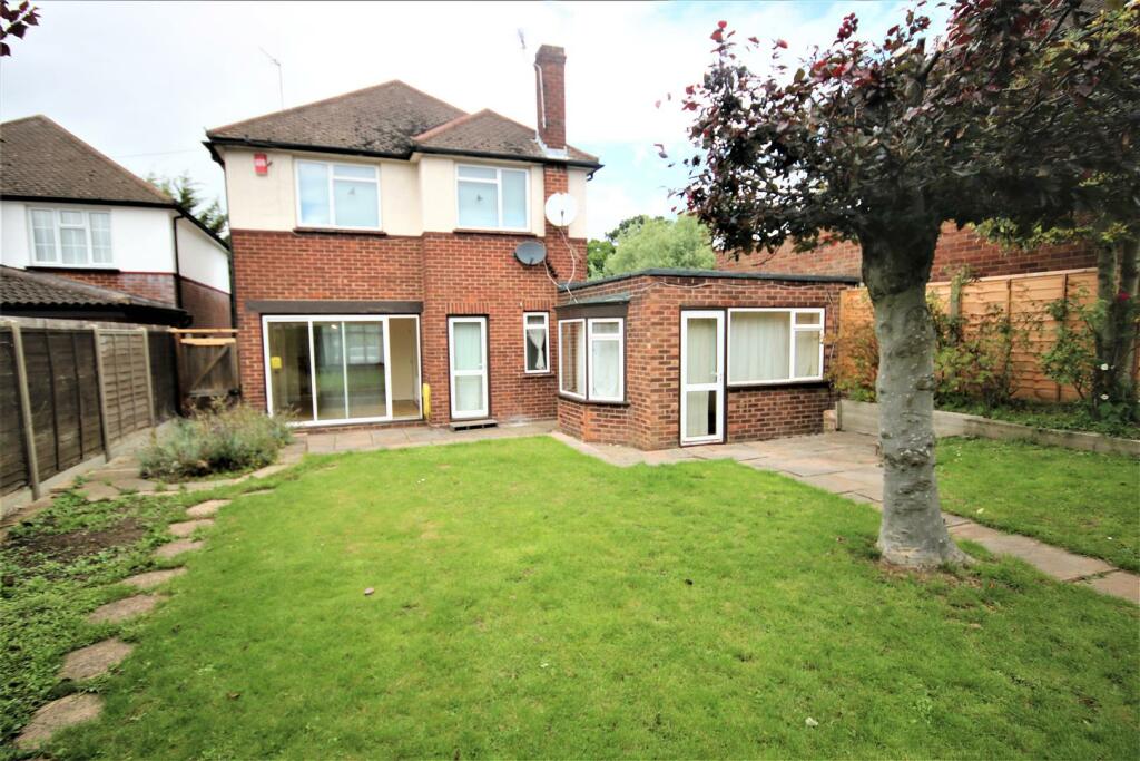 REAR ELEVATION OF PROPERTY &amp; GARDEN: