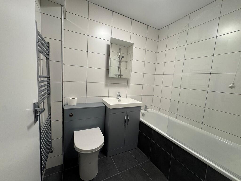 7_10 Warren Road ...