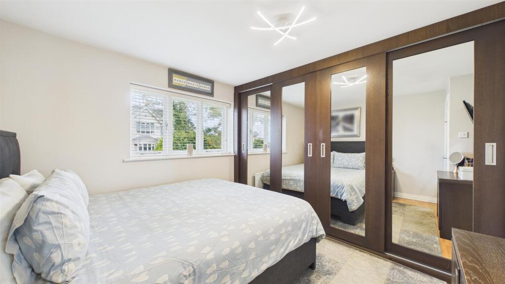 MASTER BEDROOM 2.jpg