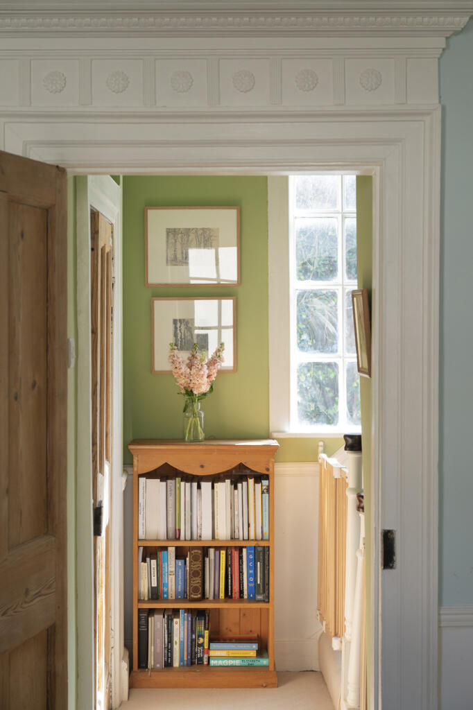 280619 - 12 Whiteheads Lane ph25 copy.jpg