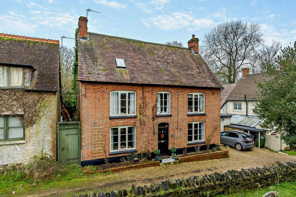 8631171-exterior2...